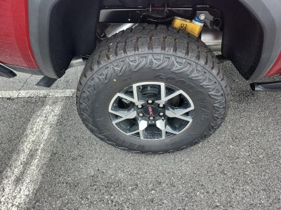 2025 GMC Canyon Crew Cab Short Box 4-Wheel Drive AT4