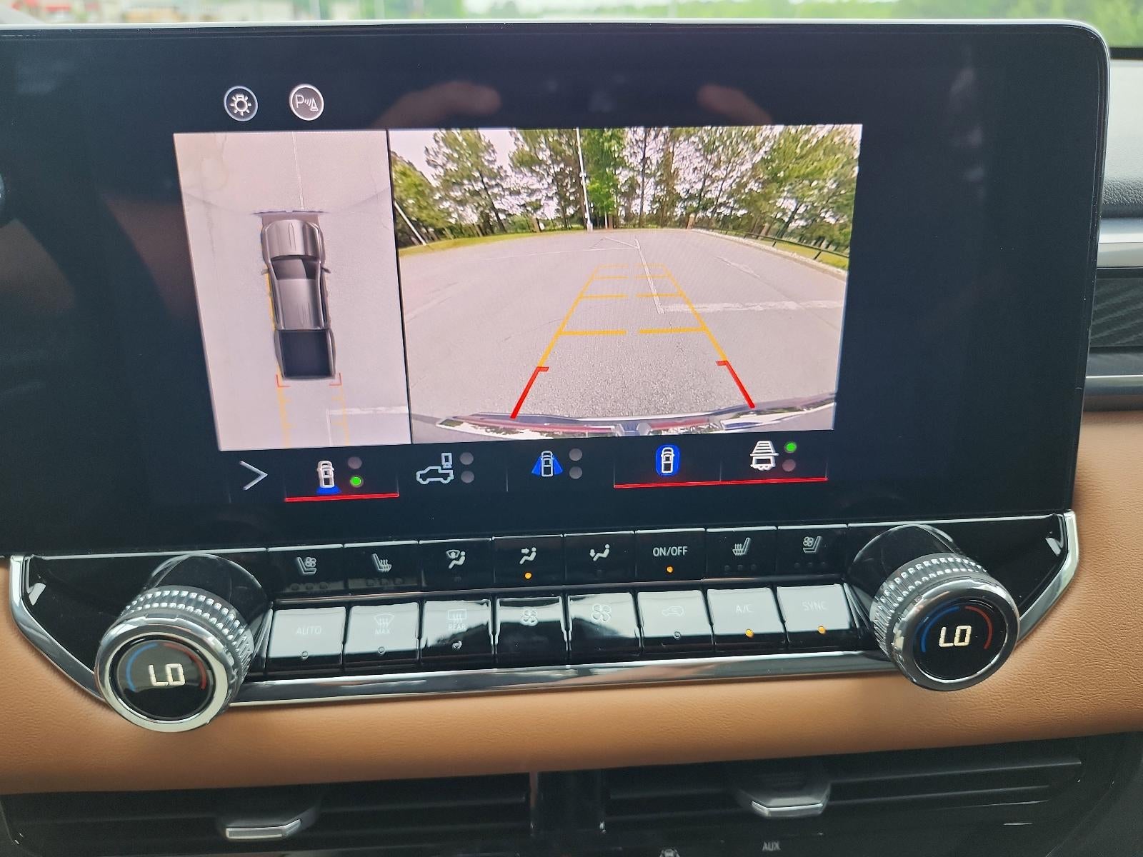 2025 GMC Canyon Crew Cab Short Box 4-Wheel Drive AT4