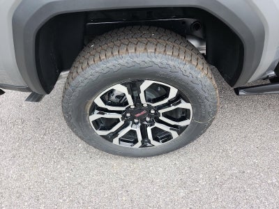 2025 GMC Canyon Crew Cab Short Box 4-Wheel Drive AT4