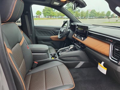 2025 GMC Canyon Crew Cab Short Box 4-Wheel Drive AT4