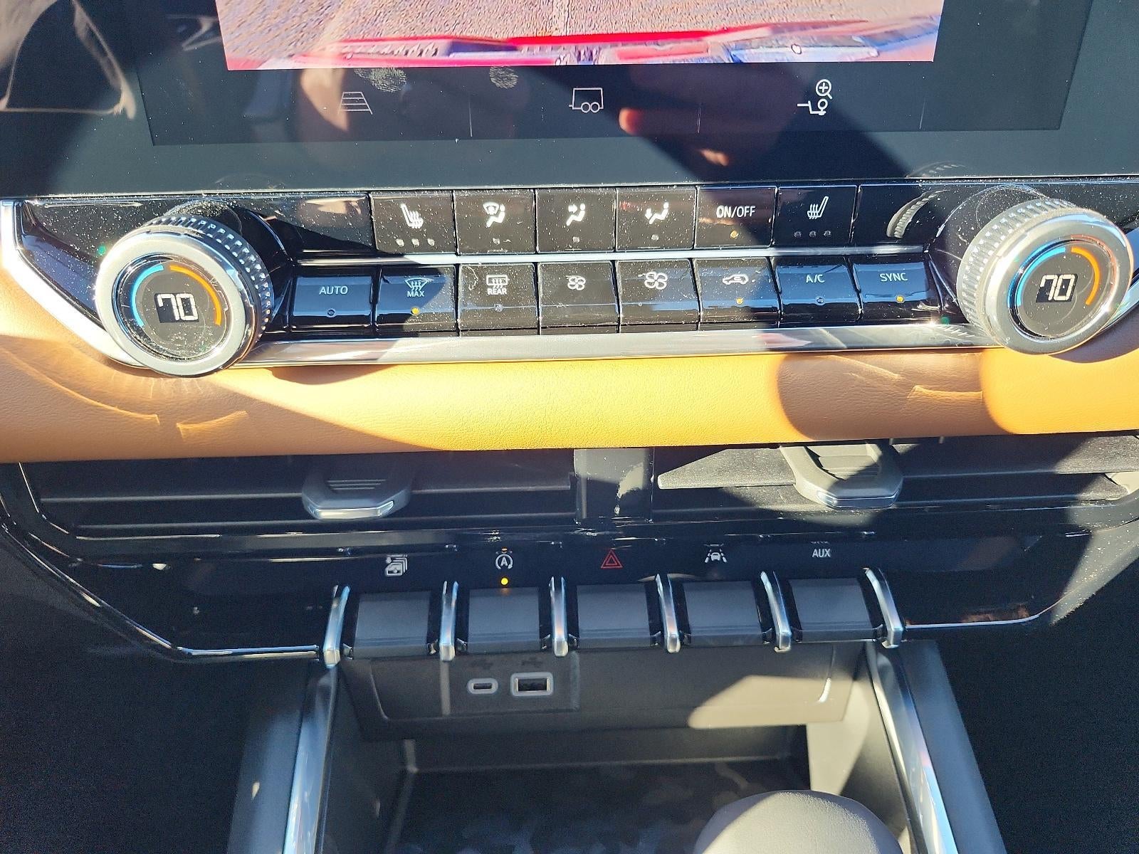 2026 GMC Canyon Crew Cab Short Box 4-Wheel Drive AT4