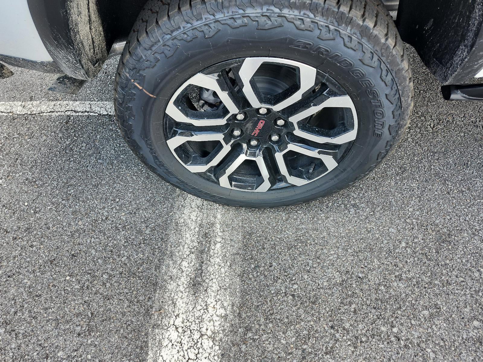 2025 GMC Canyon Crew Cab Short Box 4-Wheel Drive AT4