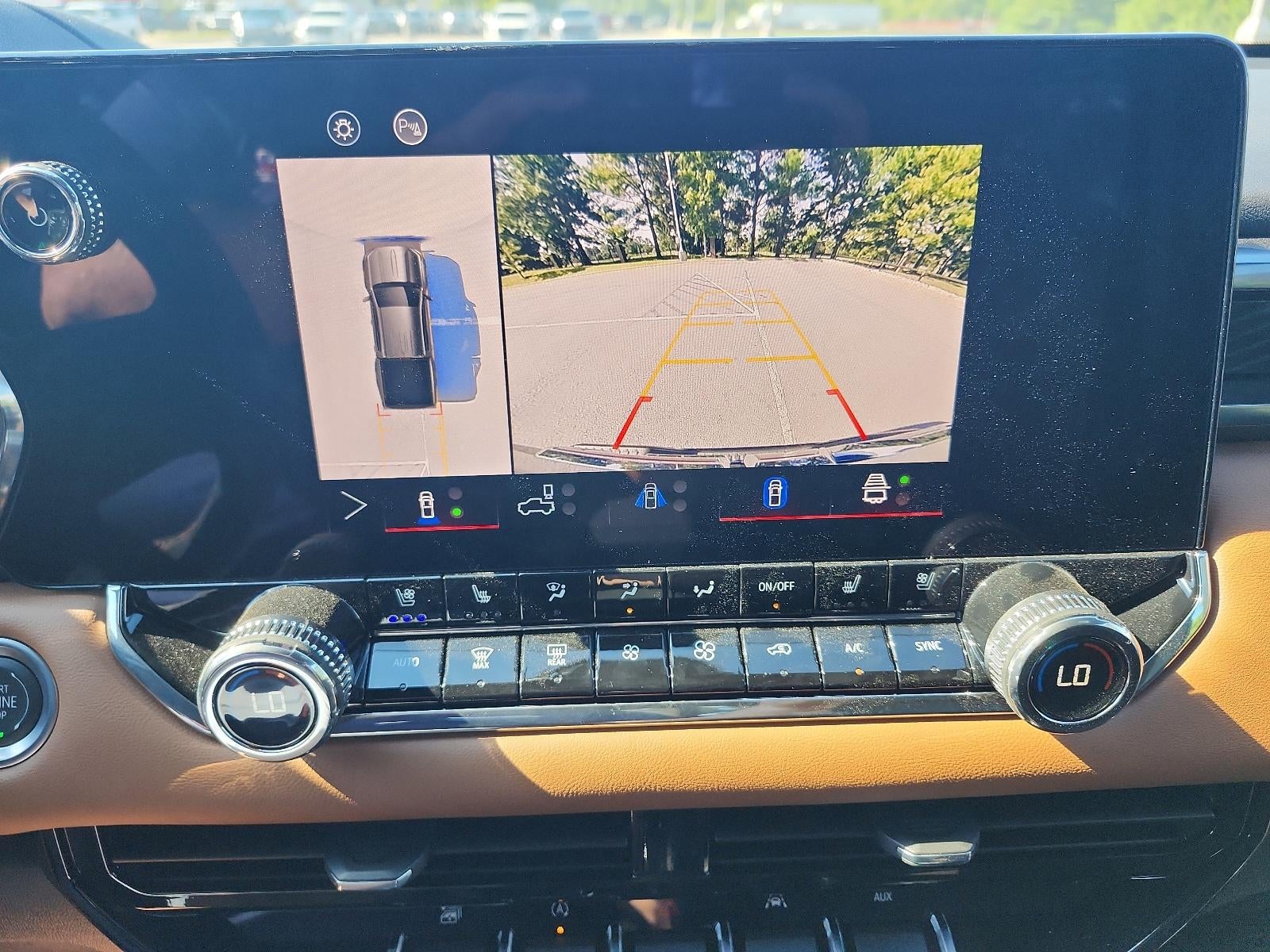 2025 GMC Canyon Crew Cab Short Box 4-Wheel Drive AT4