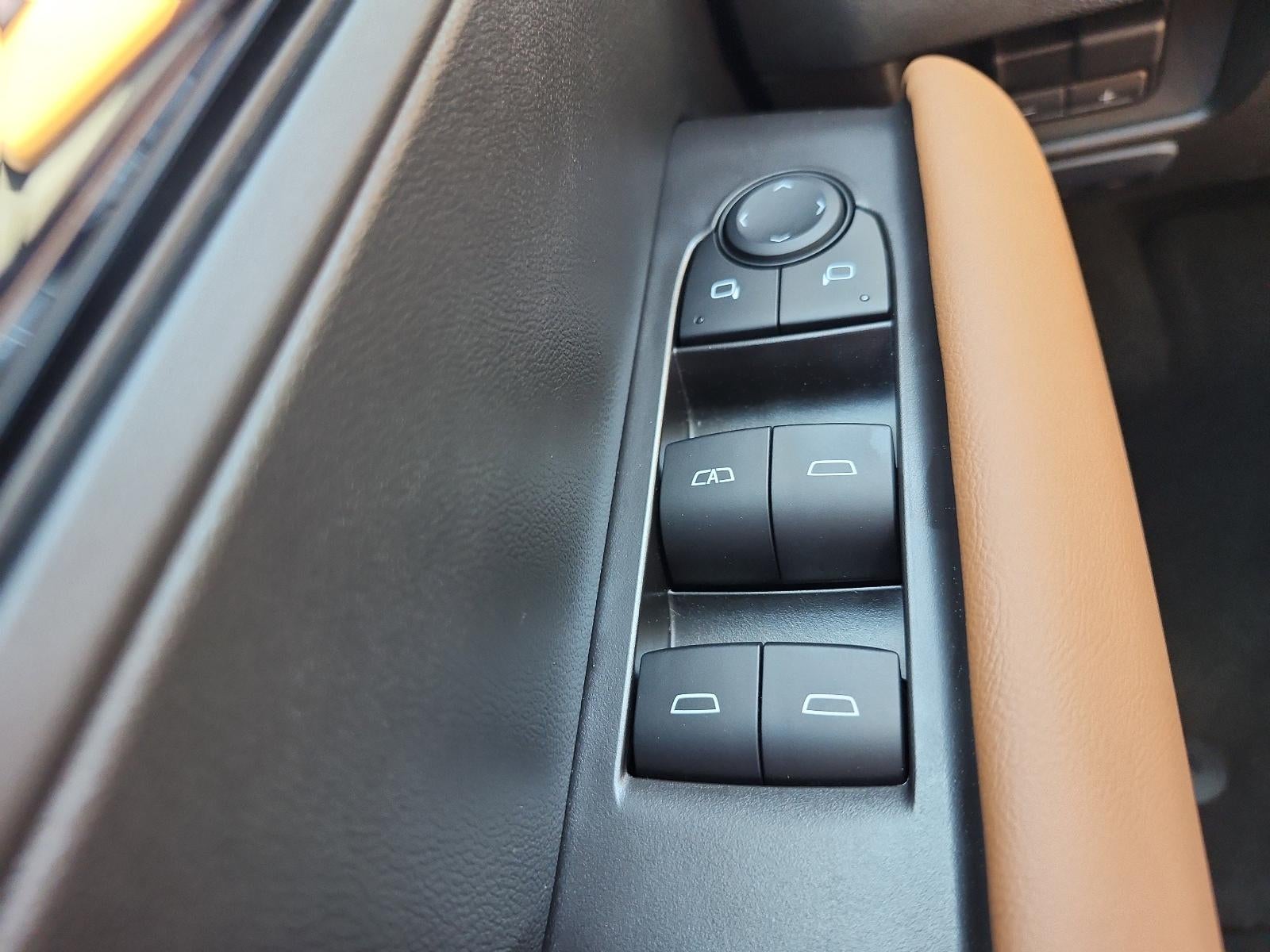 2025 GMC Canyon Crew Cab Short Box 4-Wheel Drive AT4