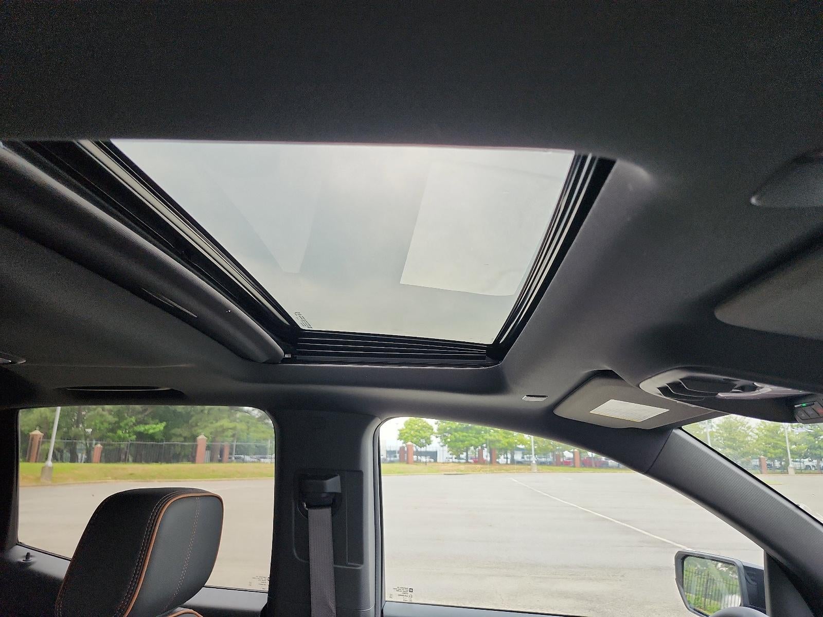 2025 GMC Canyon Crew Cab Short Box 4-Wheel Drive AT4