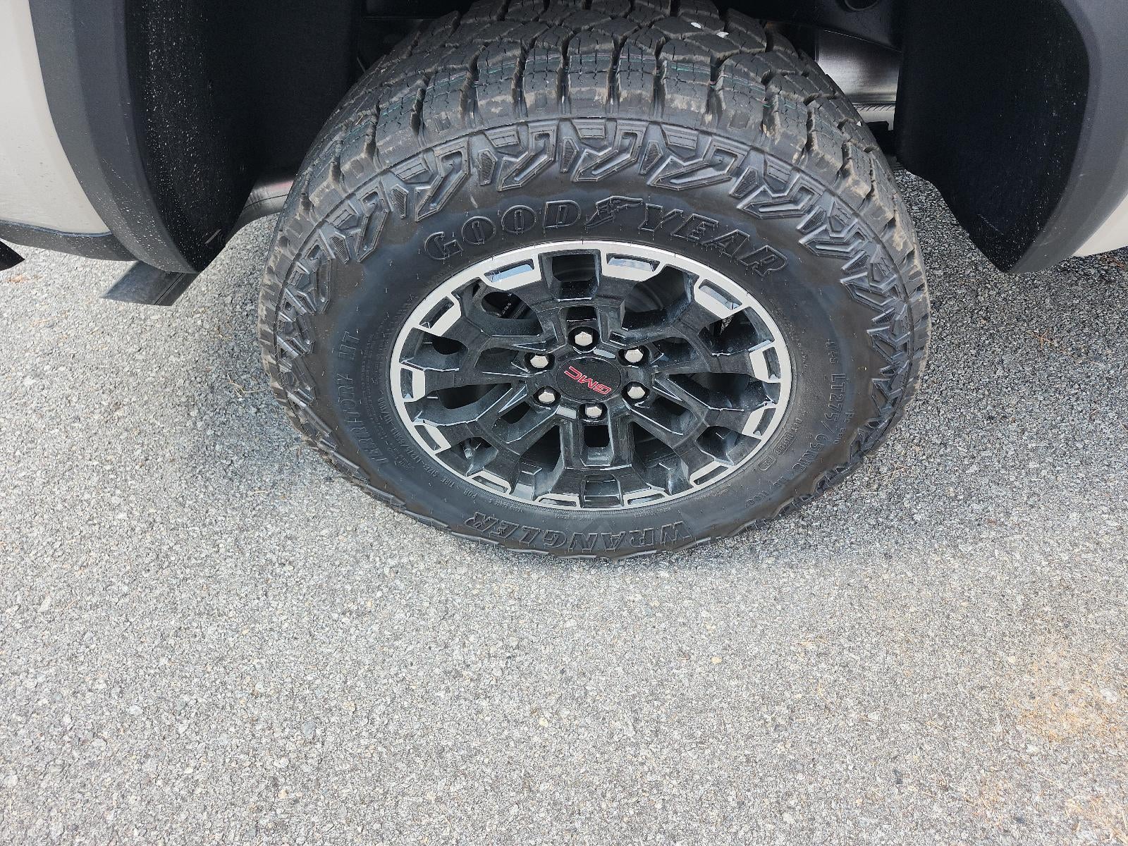 2026 GMC Canyon Crew Cab Short Box 4-Wheel Drive AT4