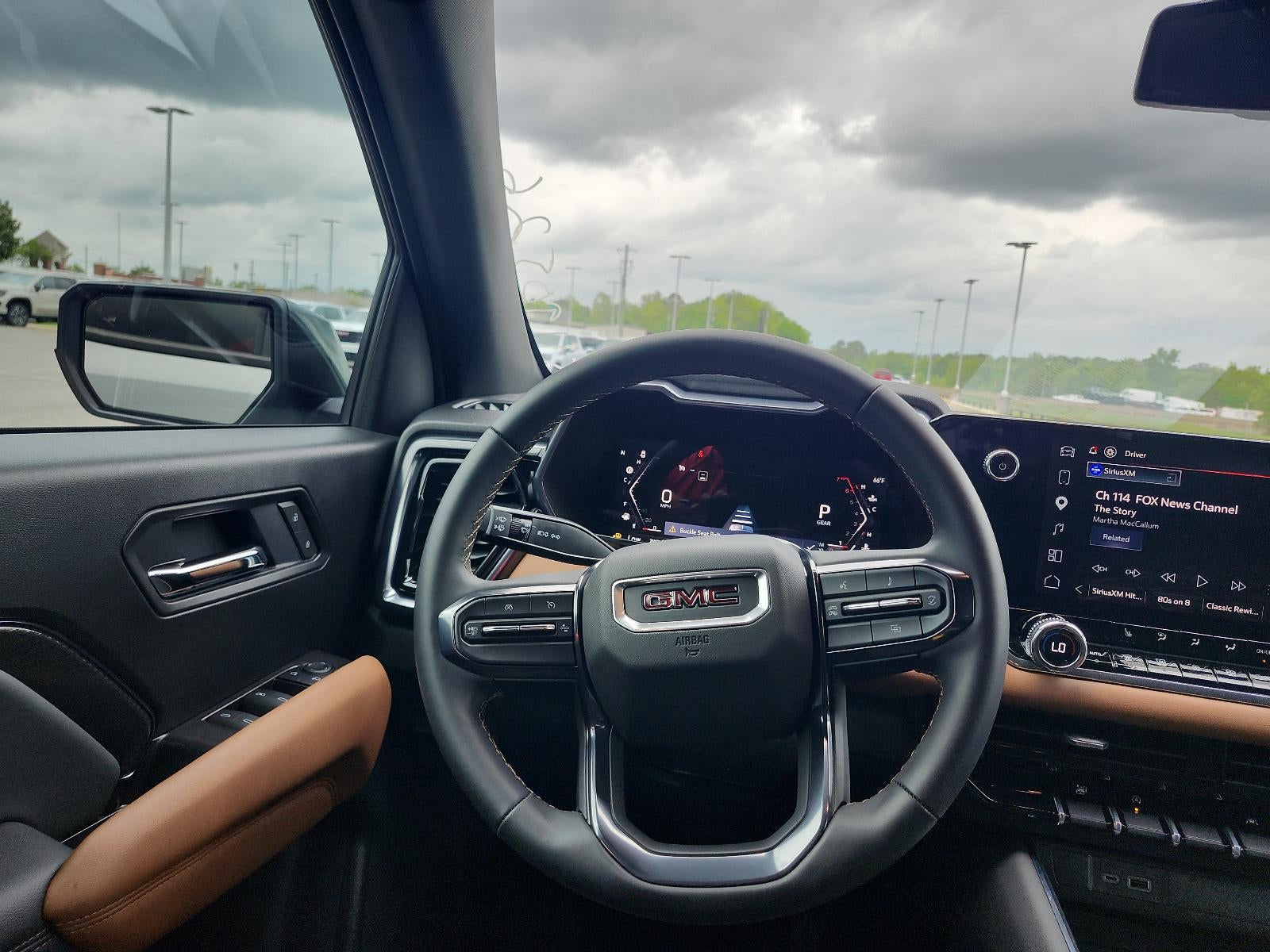 2025 GMC Canyon 4WD AT4