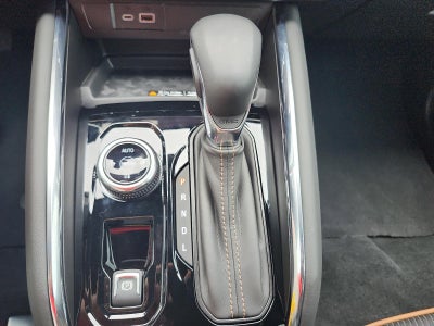 2025 GMC Canyon 4WD AT4