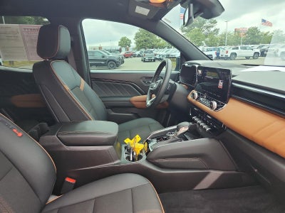 2025 GMC Canyon 4WD AT4