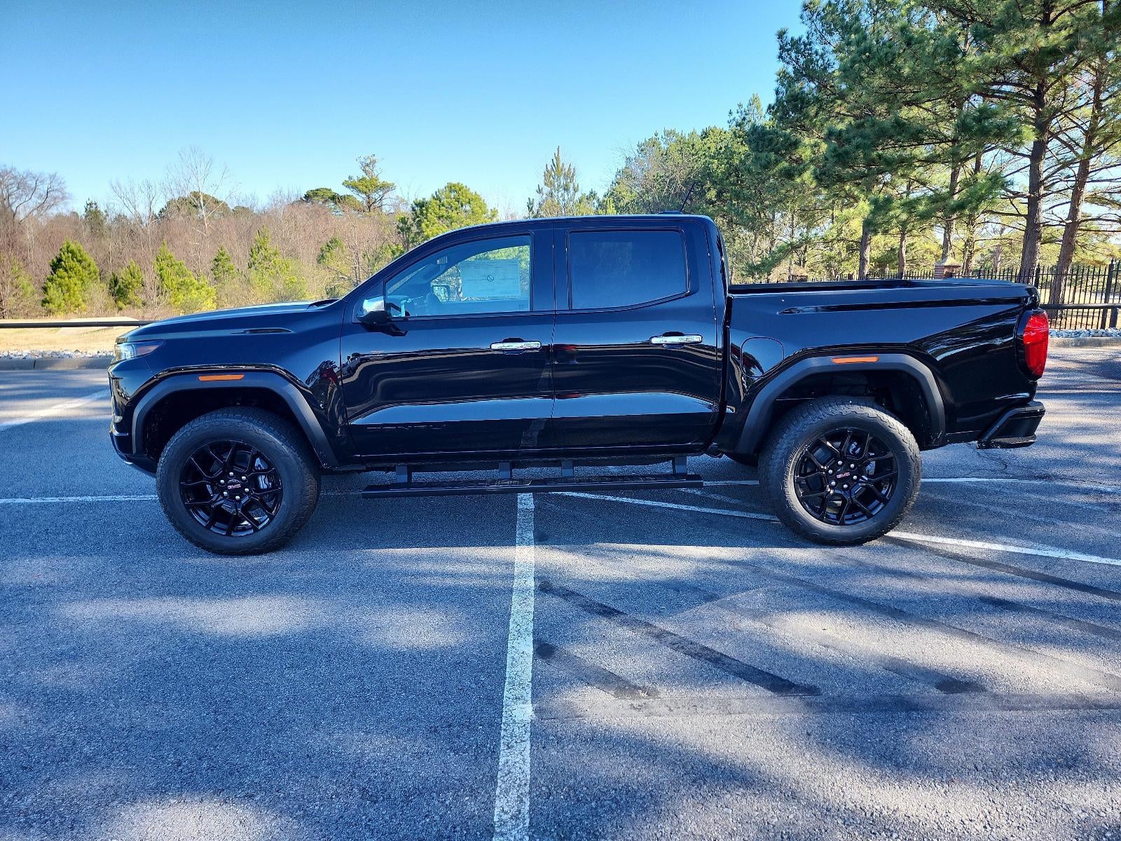 2026 GMC Canyon Crew Cab Short Box 4-Wheel Drive Denali