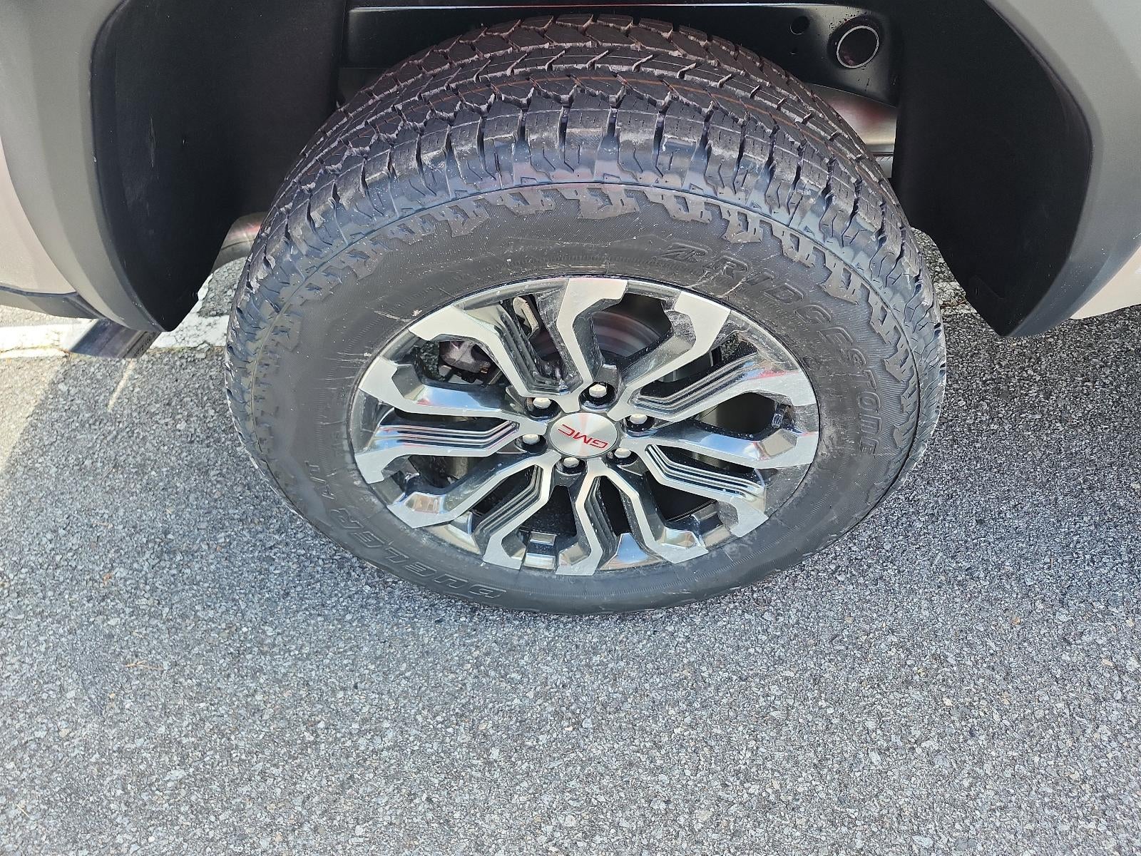 2026 GMC Canyon Crew Cab Short Box 4-Wheel Drive Denali