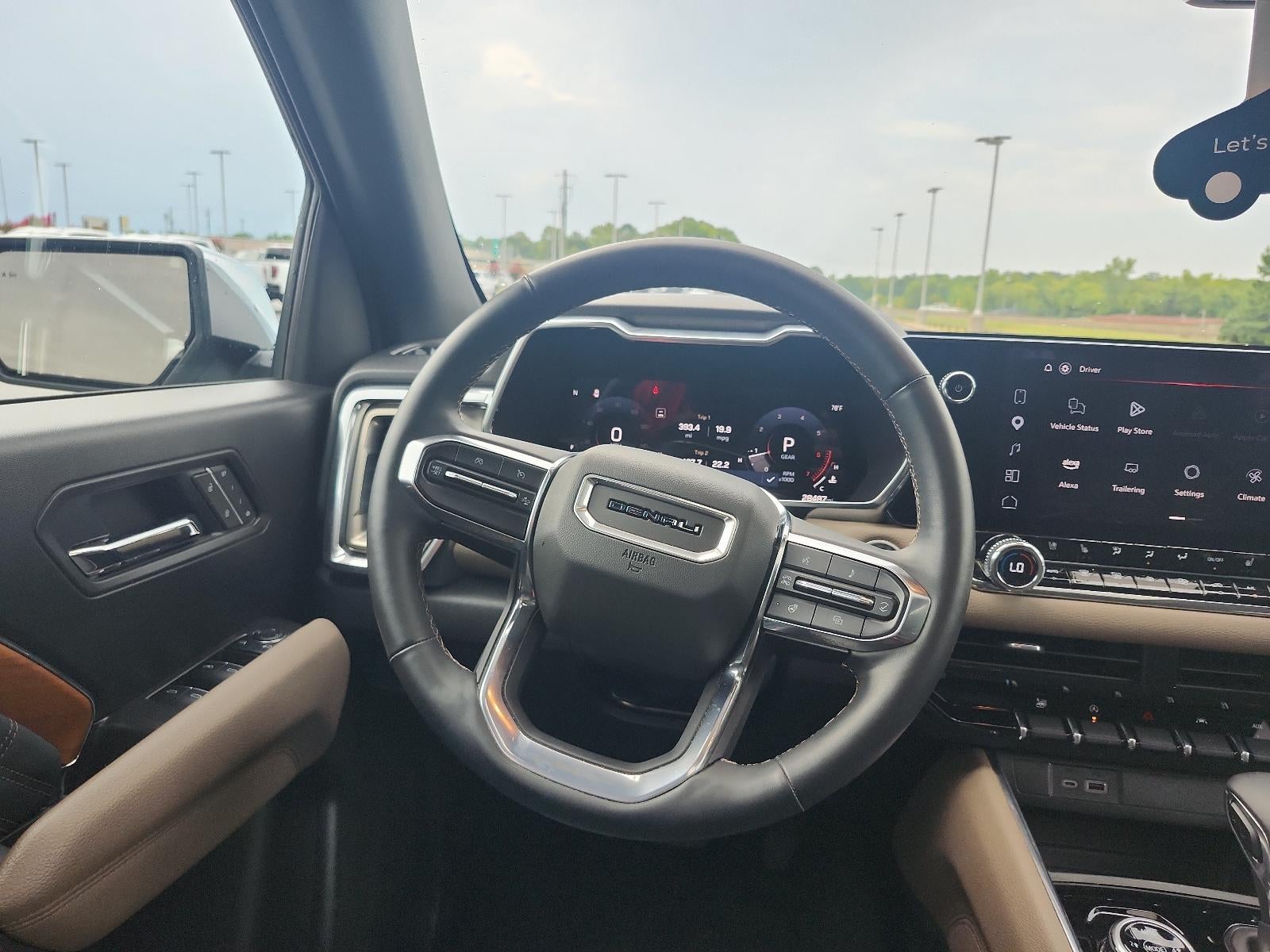 2025 GMC Canyon 4WD Denali