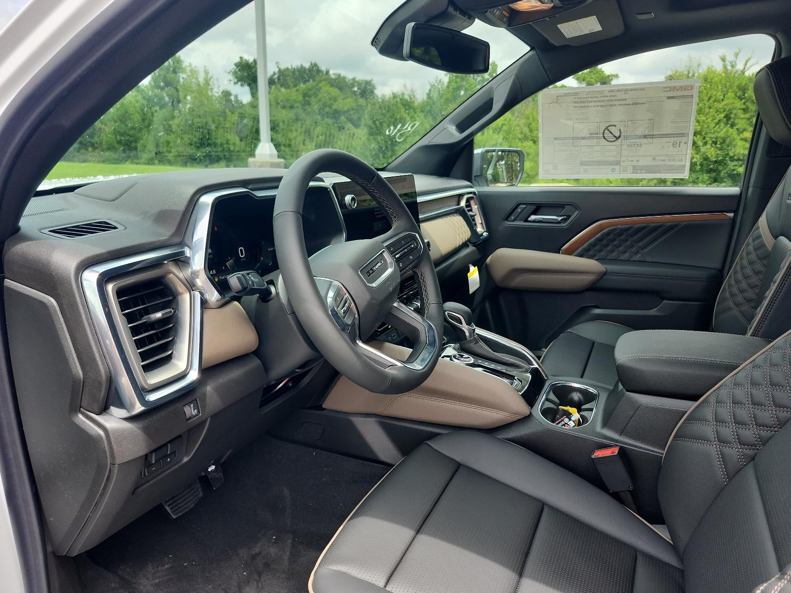 2026 GMC Canyon Crew Cab Short Box 4-Wheel Drive Denali