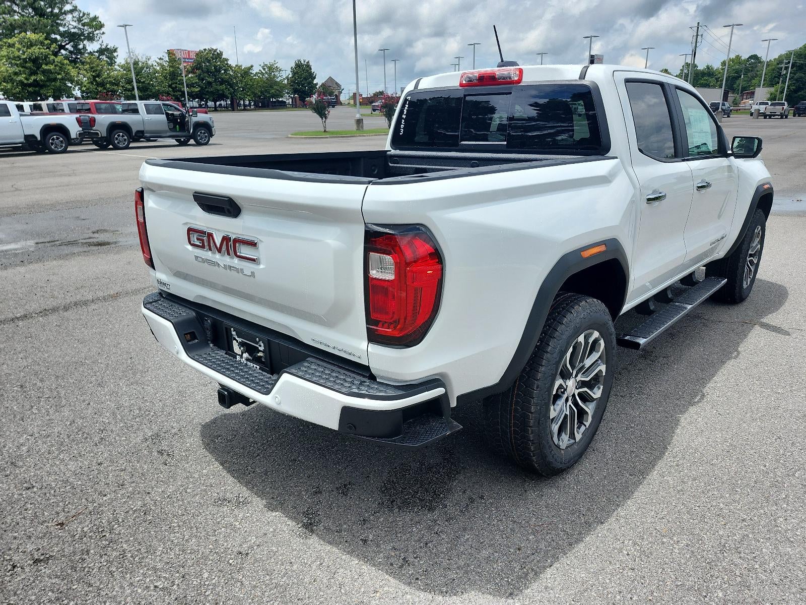 2026 GMC Canyon Crew Cab Short Box 4-Wheel Drive Denali