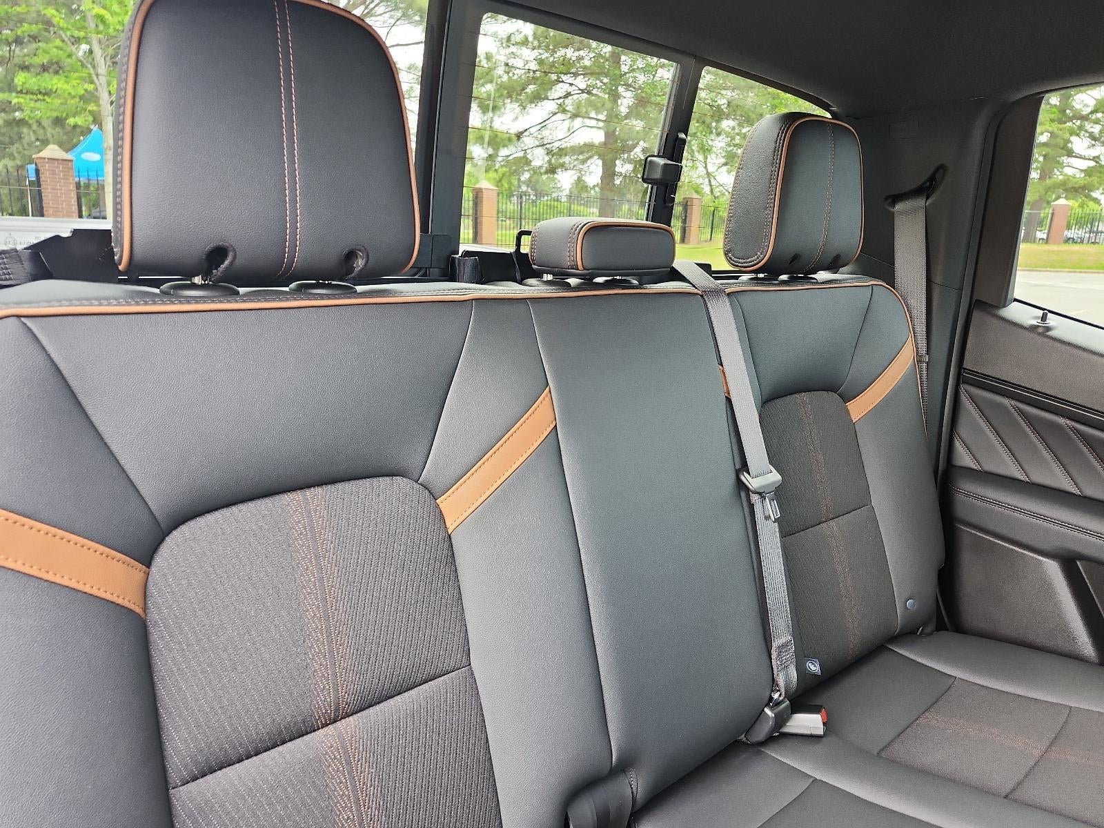 2024 GMC Canyon 4WD AT4