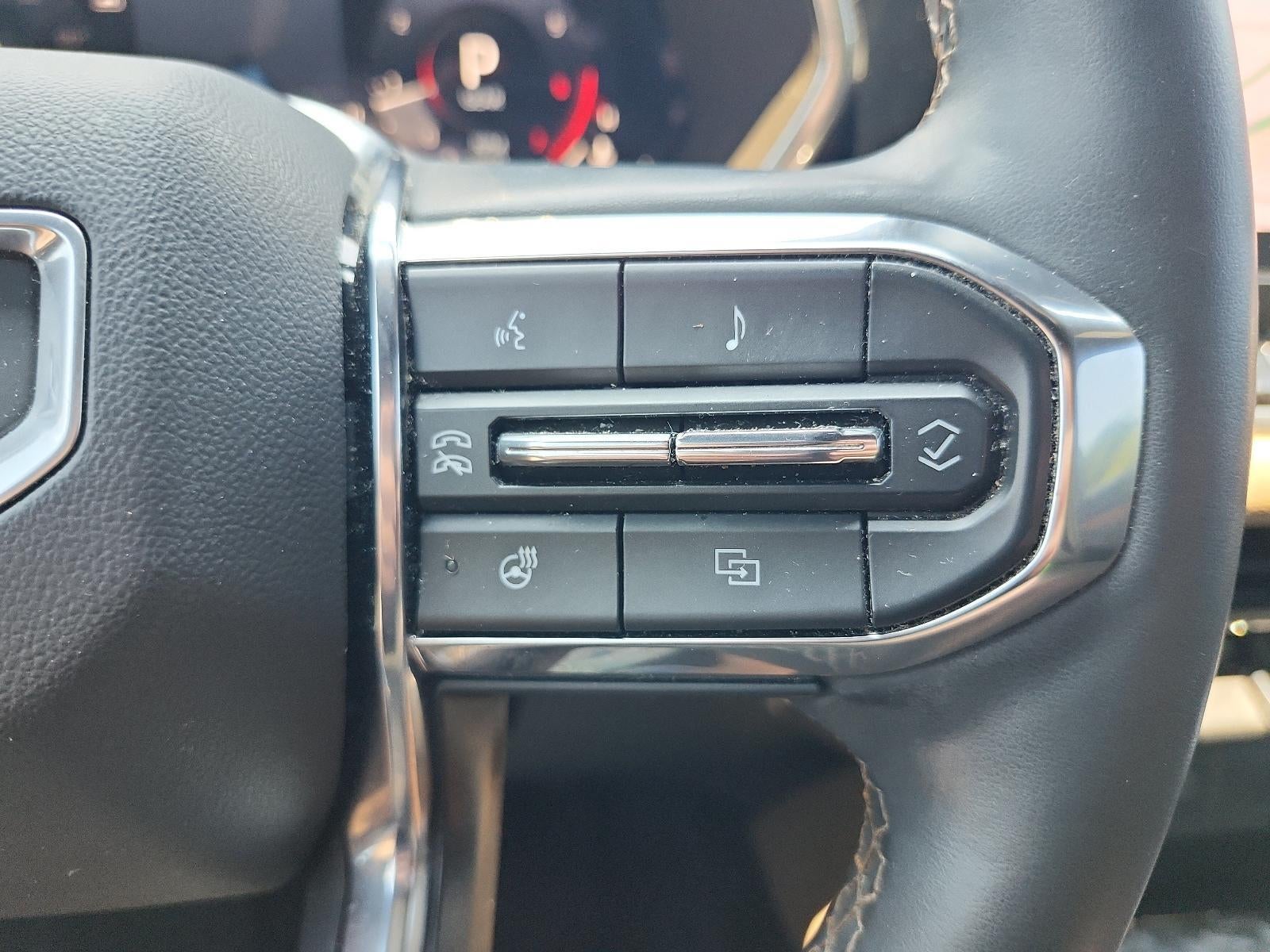 2024 GMC Canyon 4WD Denali