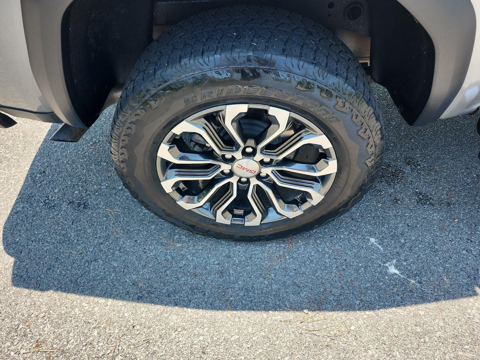 2024 GMC Canyon 4WD Denali