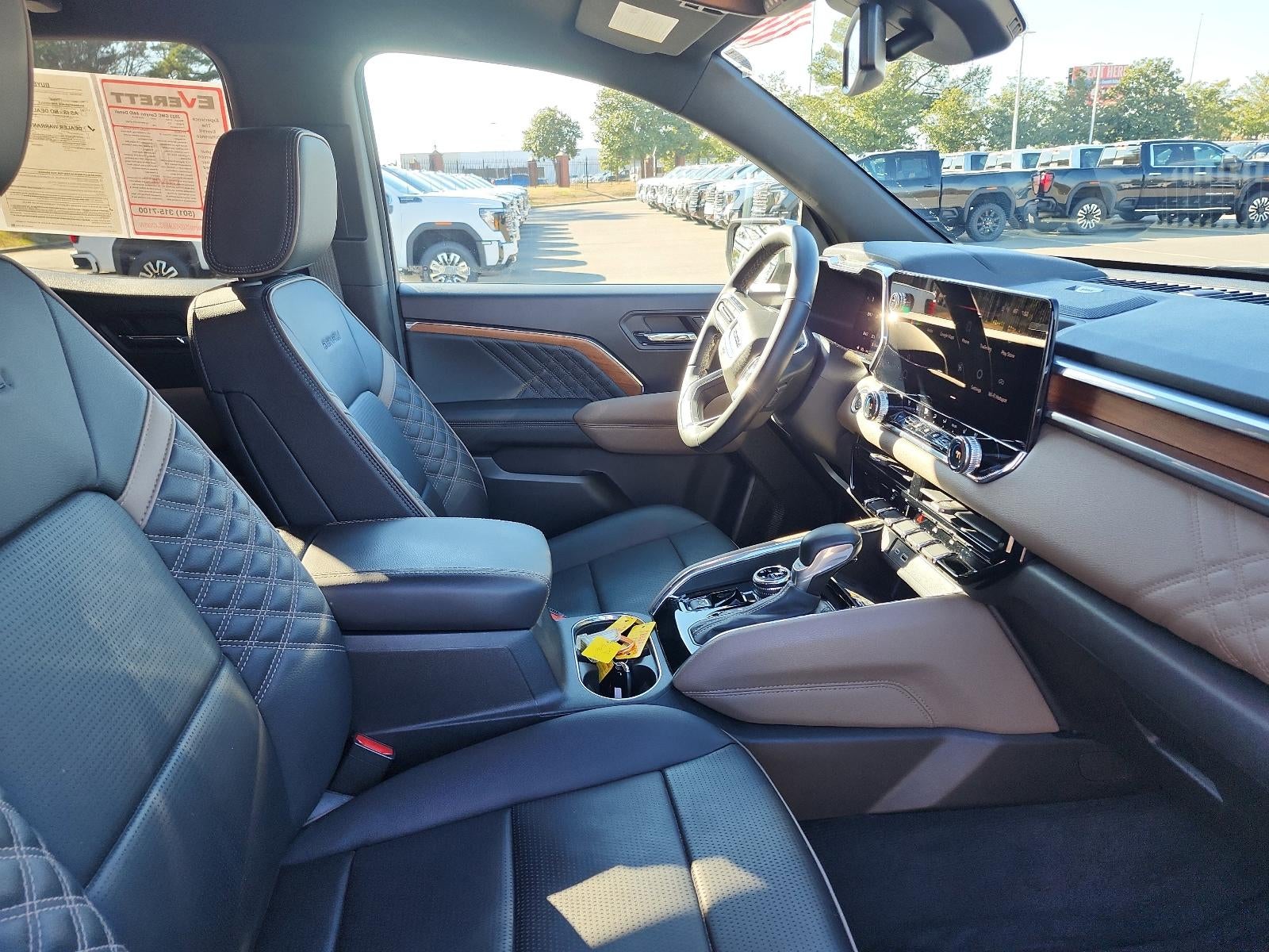 2023 GMC Canyon 4WD Denali