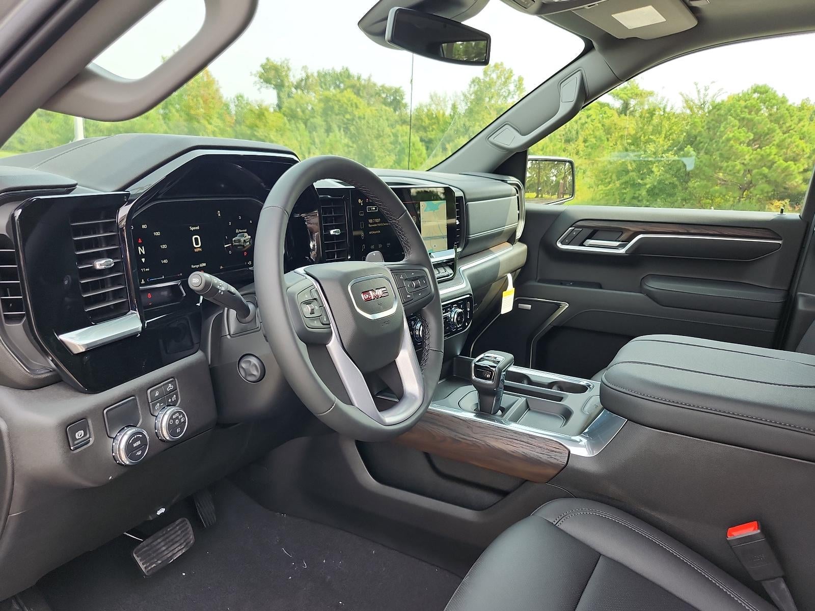 2026 GMC Sierra 1500 Crew Cab Short Box 2-Wheel Drive SLT