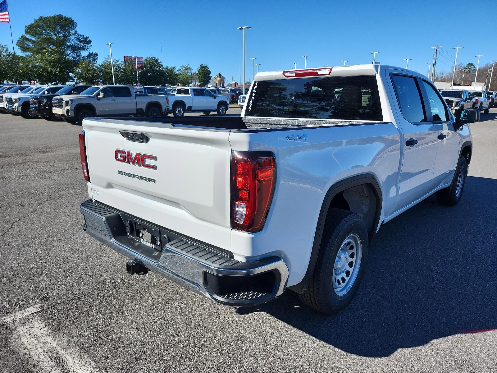 2026 GMC Sierra 1500 Crew Cab Short Box 4-Wheel Drive Pro