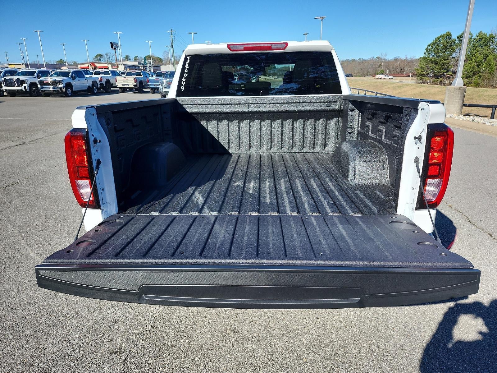 2026 GMC Sierra 1500 Crew Cab Short Box 4-Wheel Drive Pro