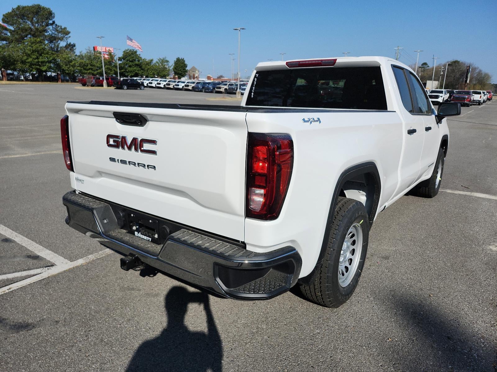 2026 GMC Sierra 1500 Double Cab Standard Box 4-Wheel Drive Pro
