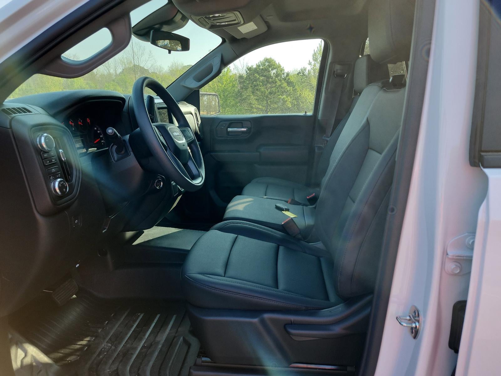 2026 GMC Sierra 1500 Double Cab Standard Box 4-Wheel Drive Pro