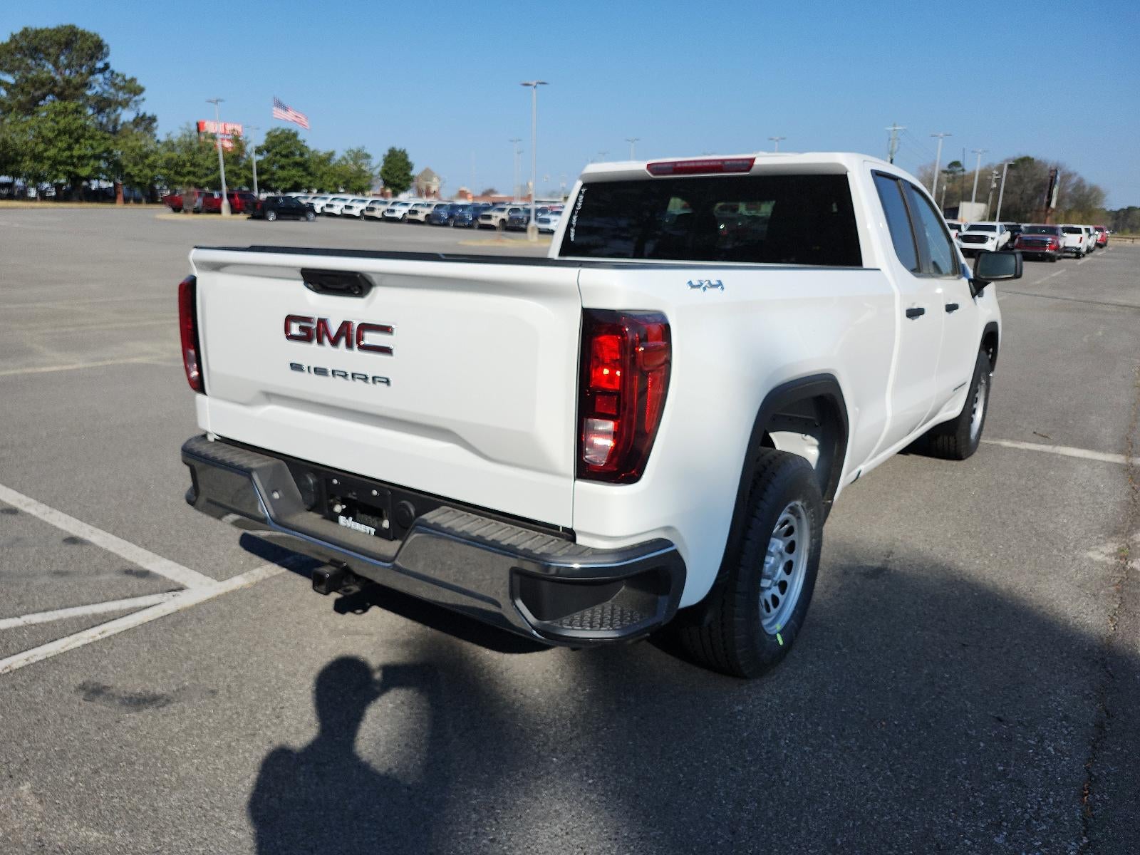 2026 GMC Sierra 1500 Double Cab Standard Box 4-Wheel Drive Pro