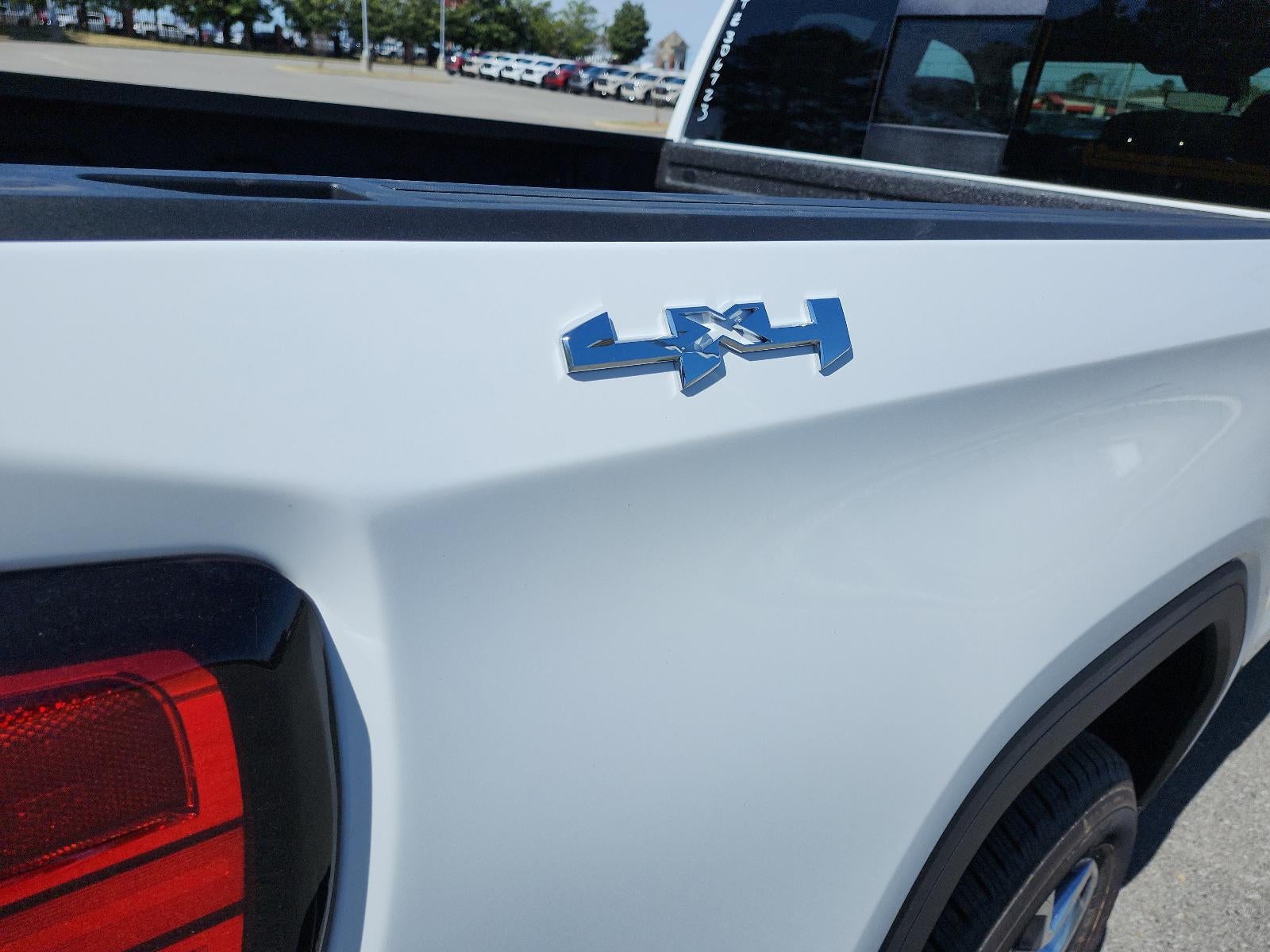 2026 GMC Sierra 1500 Double Cab Standard Box 4-Wheel Drive SLE