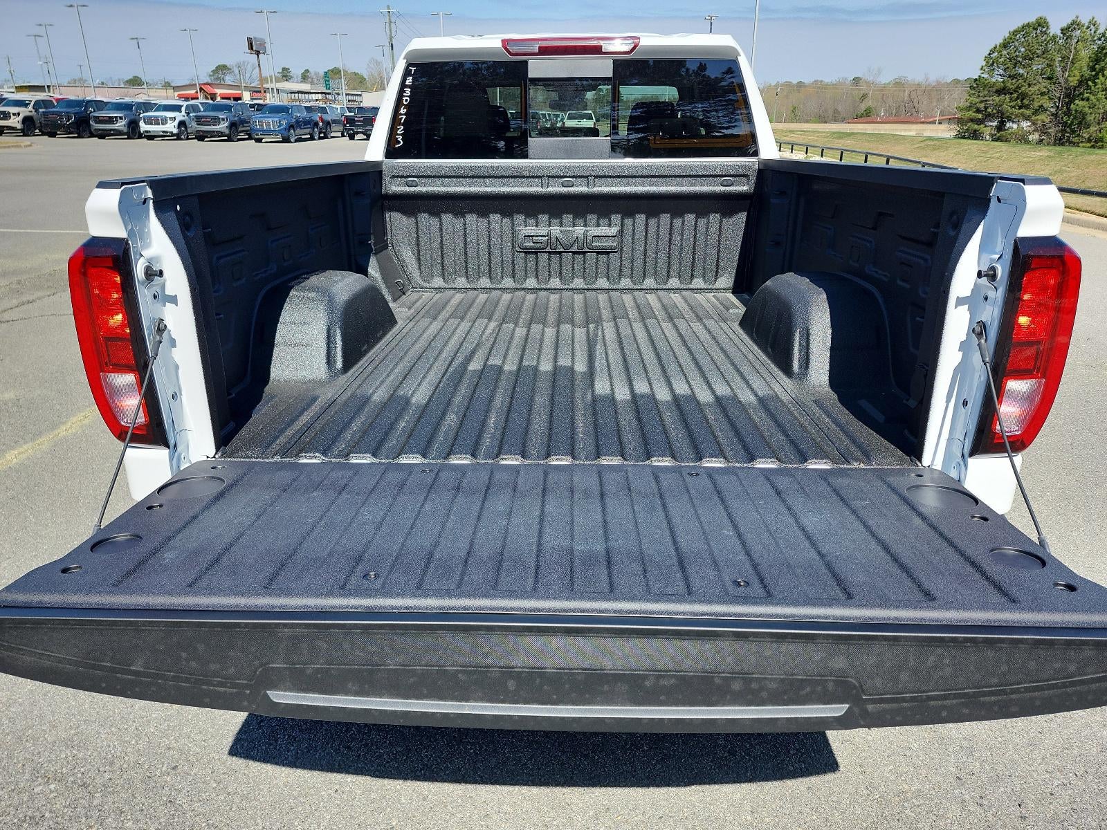 2026 GMC Sierra 1500 Double Cab Standard Box 4-Wheel Drive SLE