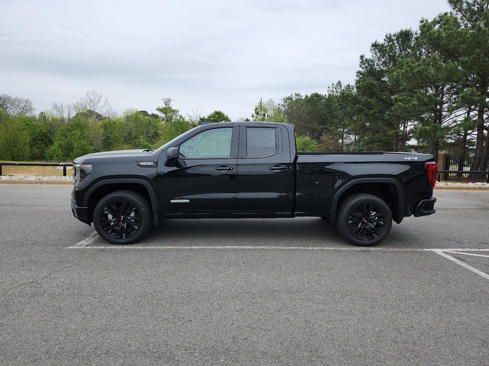 2026 GMC Sierra 1500 Double Cab Standard Box 4-Wheel Drive Elevation 3SB