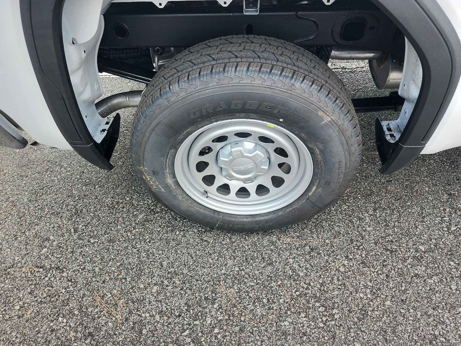 2026 GMC Sierra 1500 Crew Cab Short Box 4-Wheel Drive Pro