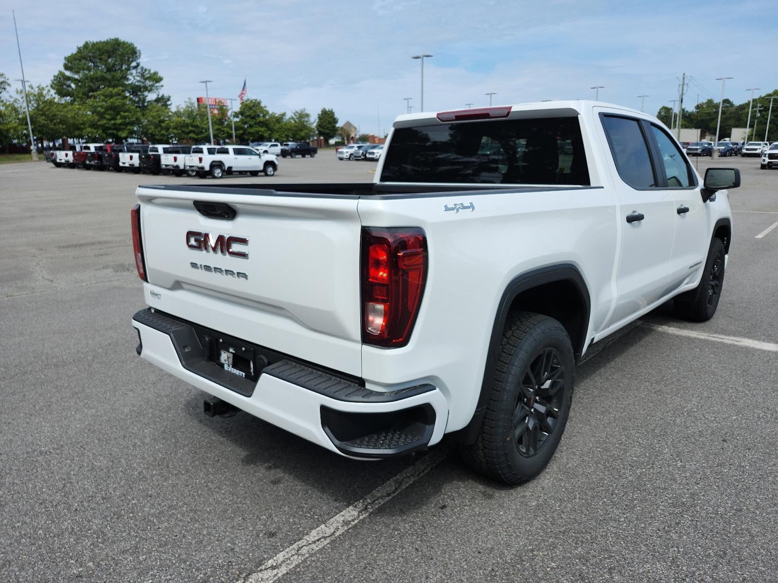 2026 GMC Sierra 1500 Crew Cab Short Box 4-Wheel Drive Pro