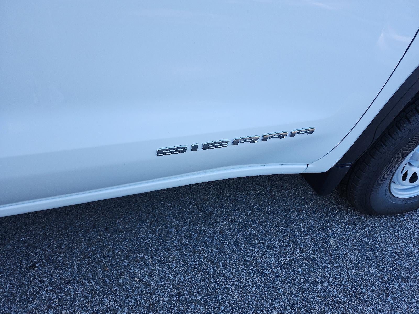 2026 GMC Sierra 1500 Crew Cab Short Box 4-Wheel Drive Pro