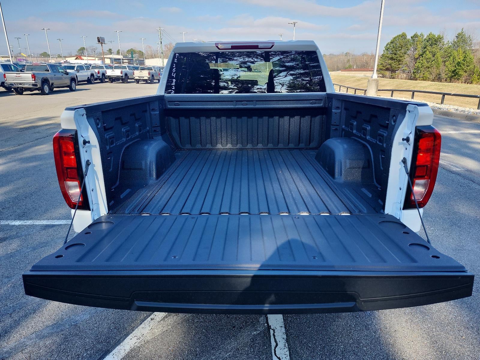 2026 GMC Sierra 1500 Crew Cab Short Box 4-Wheel Drive Pro