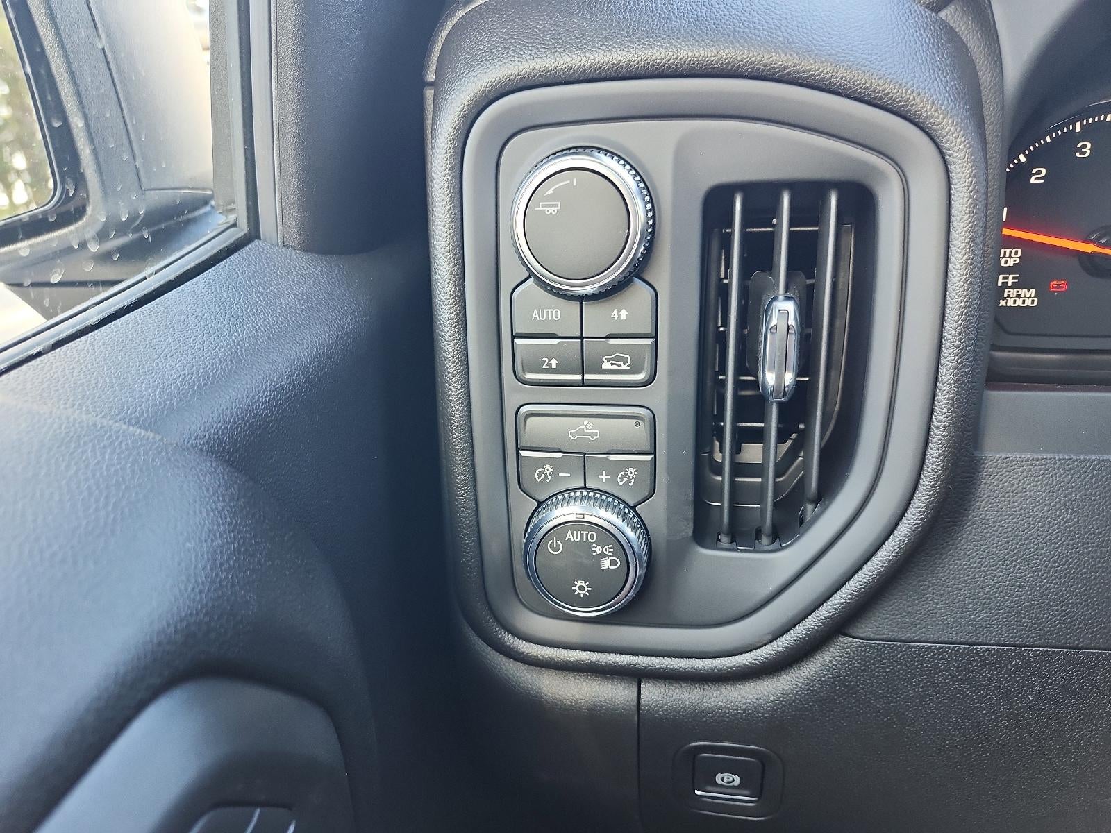 2026 GMC Sierra 1500 Crew Cab Short Box 4-Wheel Drive Pro