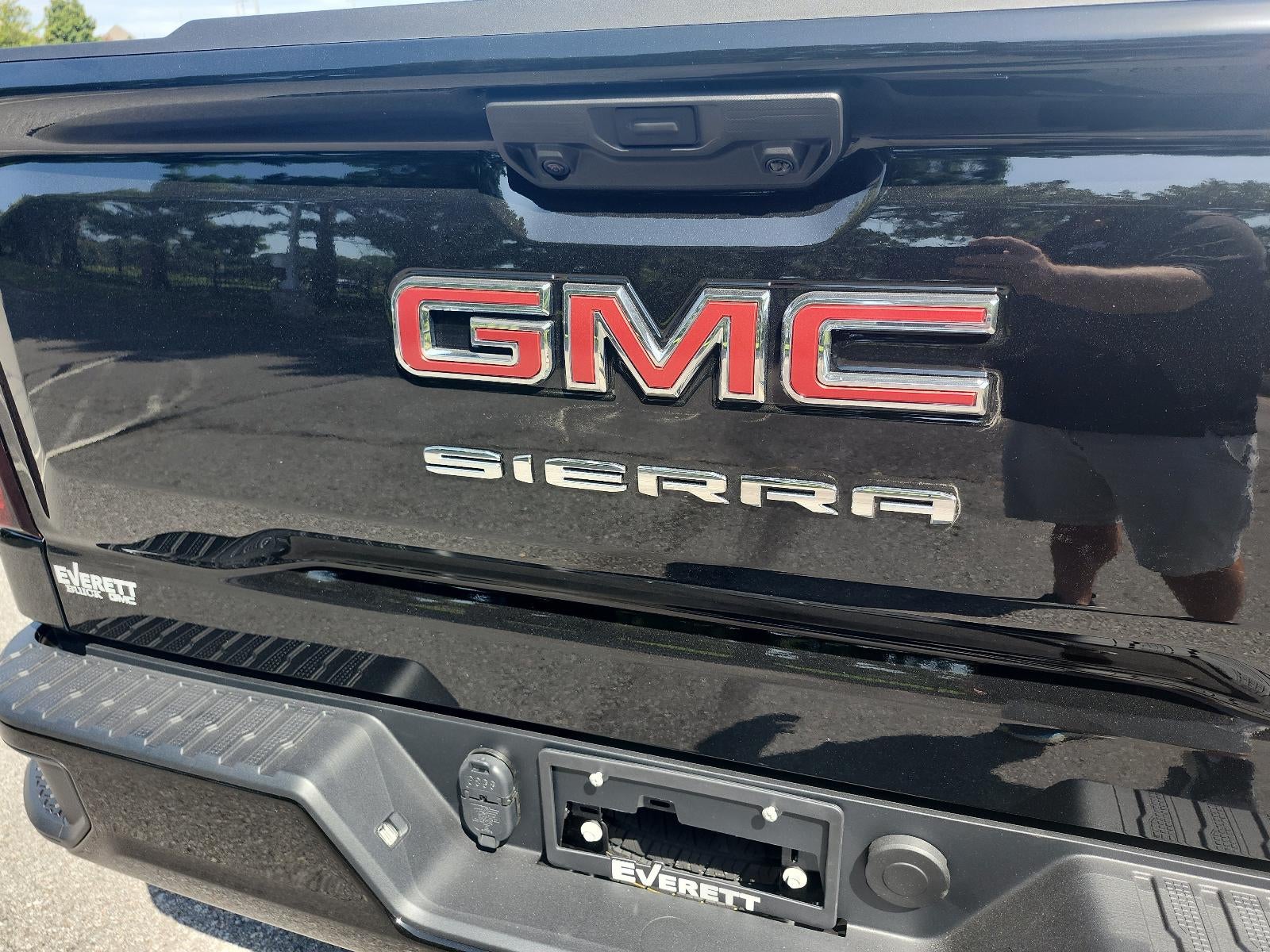 2026 GMC Sierra 1500 Pro - Photo 8