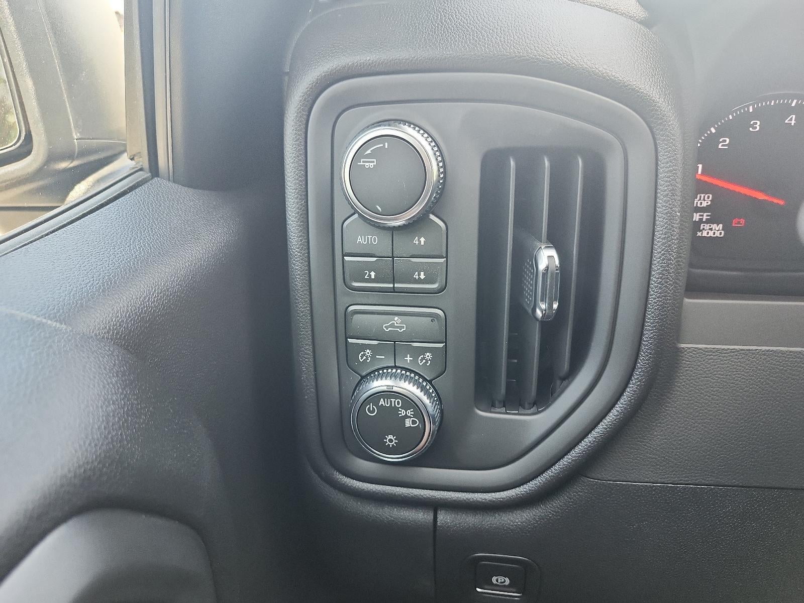 2026 GMC Sierra 1500 Crew Cab Short Box 4-Wheel Drive Pro