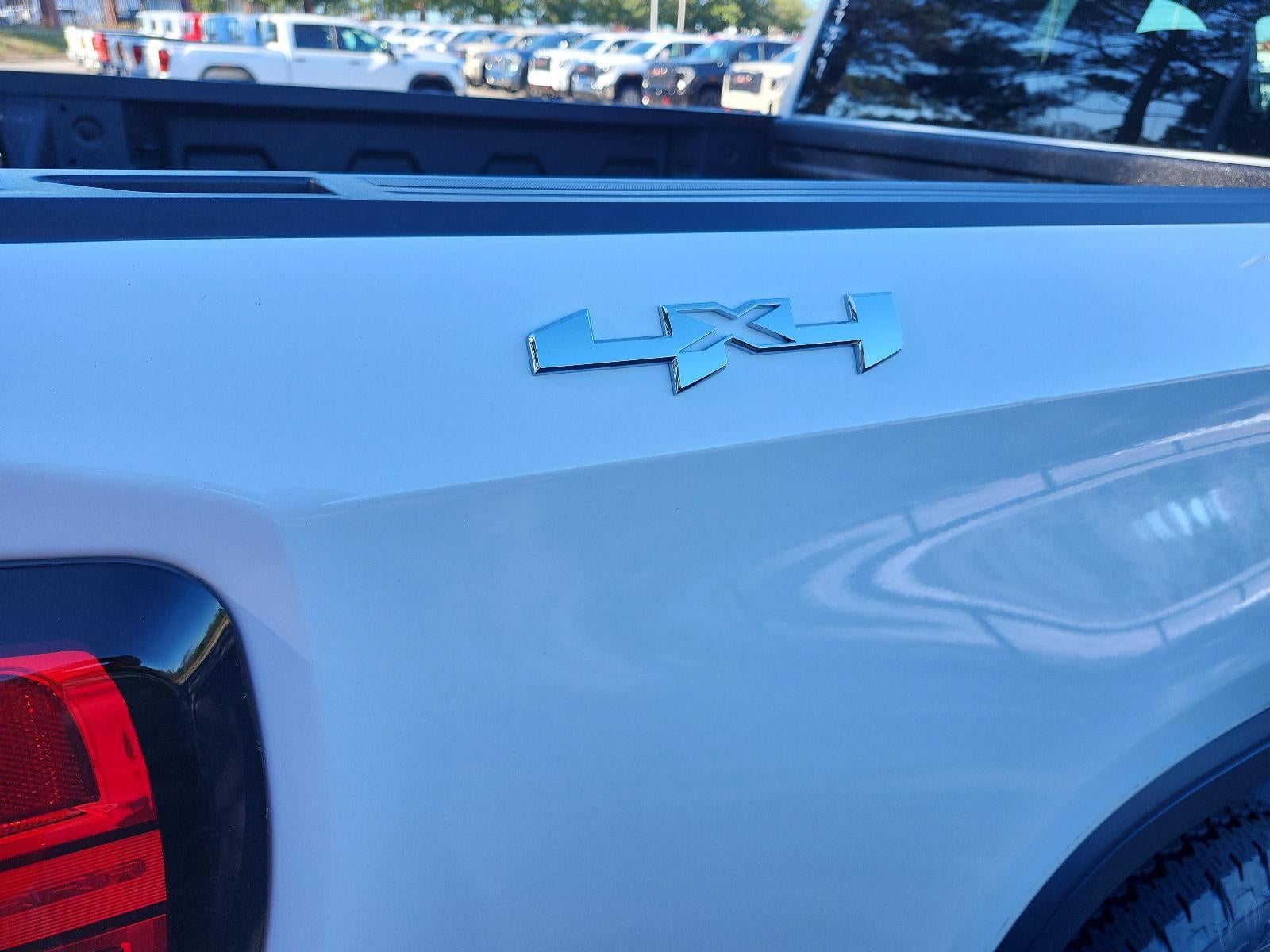 2026 GMC Sierra 1500 Crew Cab Short Box 4-Wheel Drive Pro