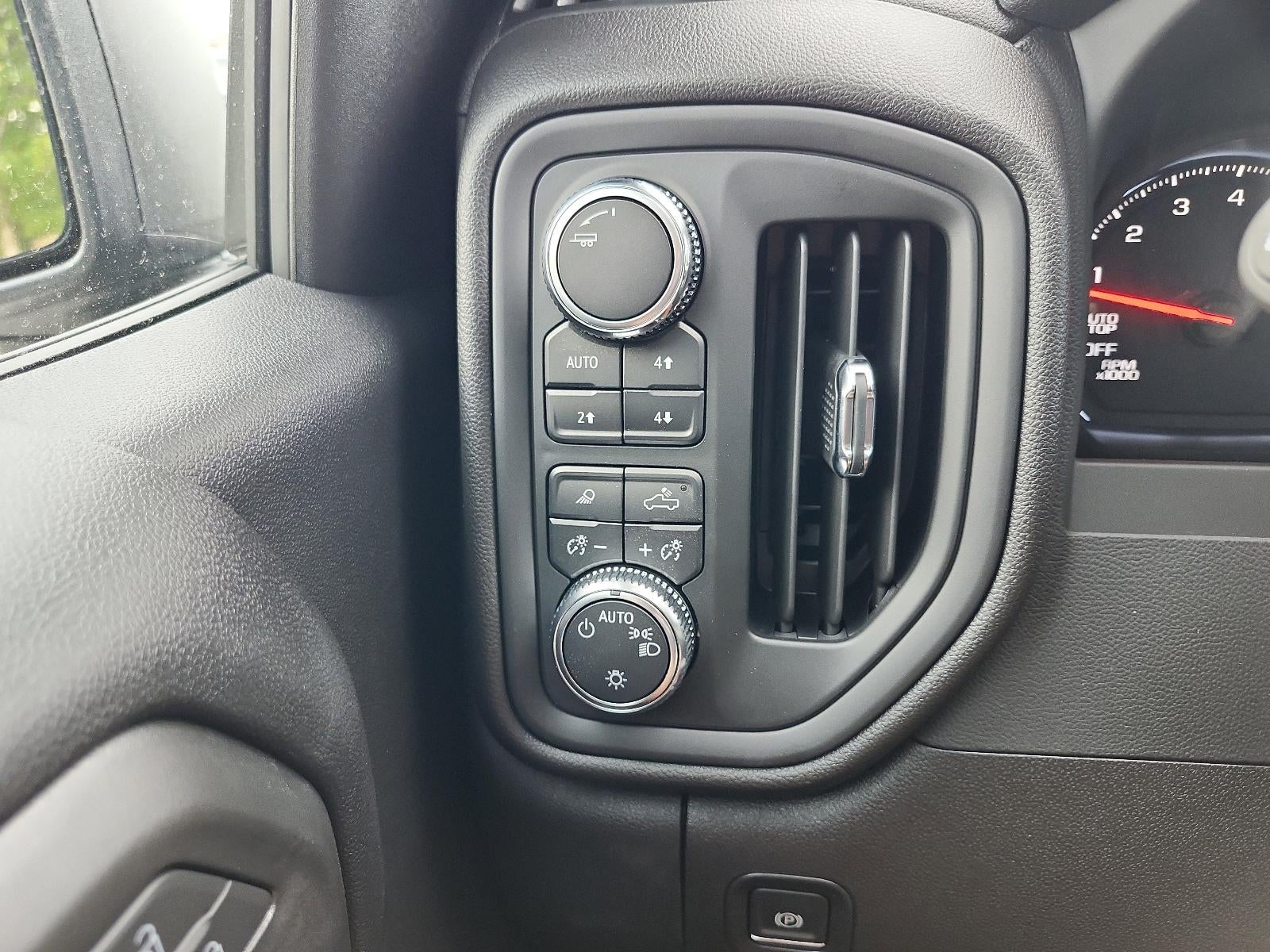 2026 GMC Sierra 1500 Crew Cab Short Box 4-Wheel Drive Pro