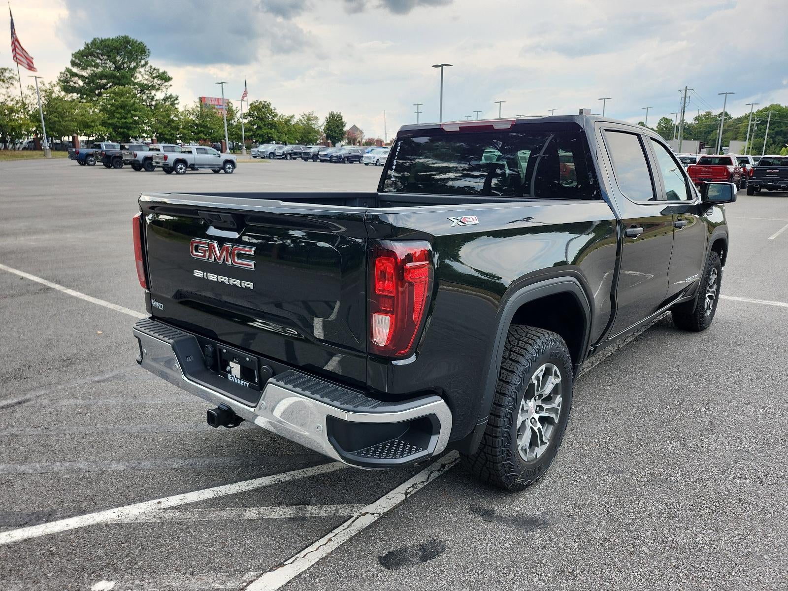 2026 GMC Sierra 1500 Crew Cab Short Box 4-Wheel Drive Pro