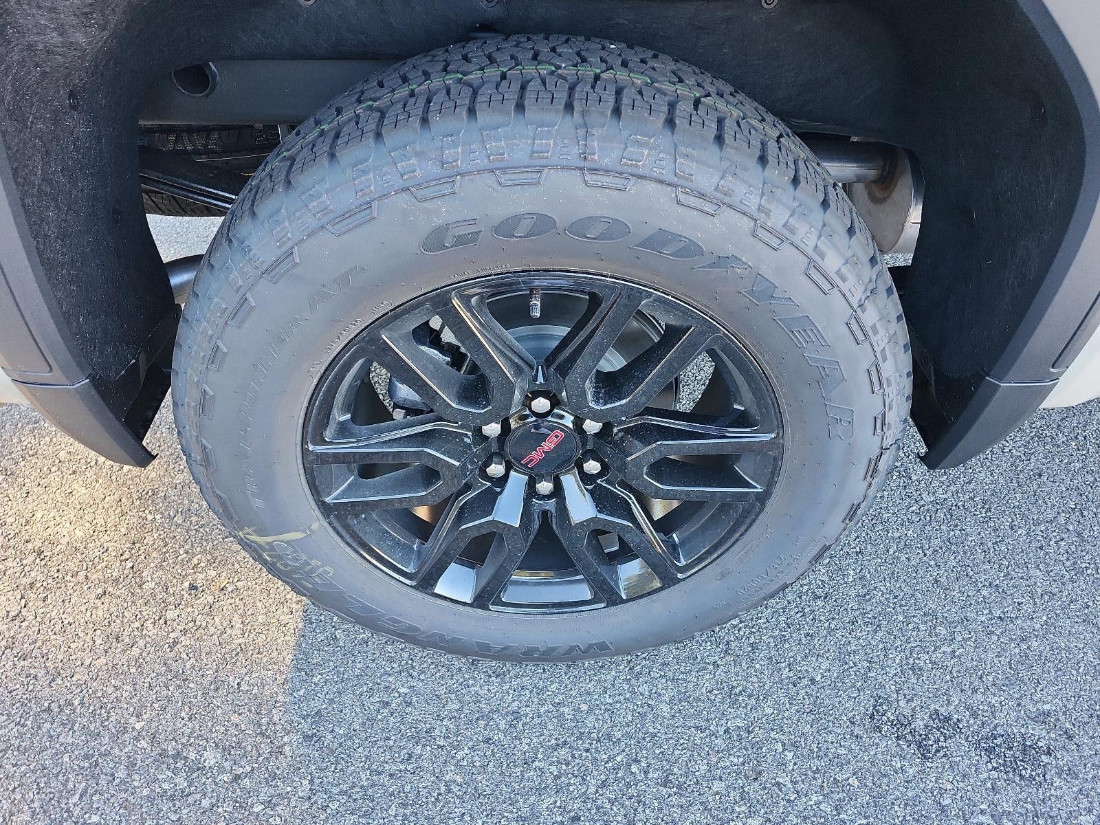 2026 GMC Sierra 1500 Crew Cab Short Box 4-Wheel Drive Pro