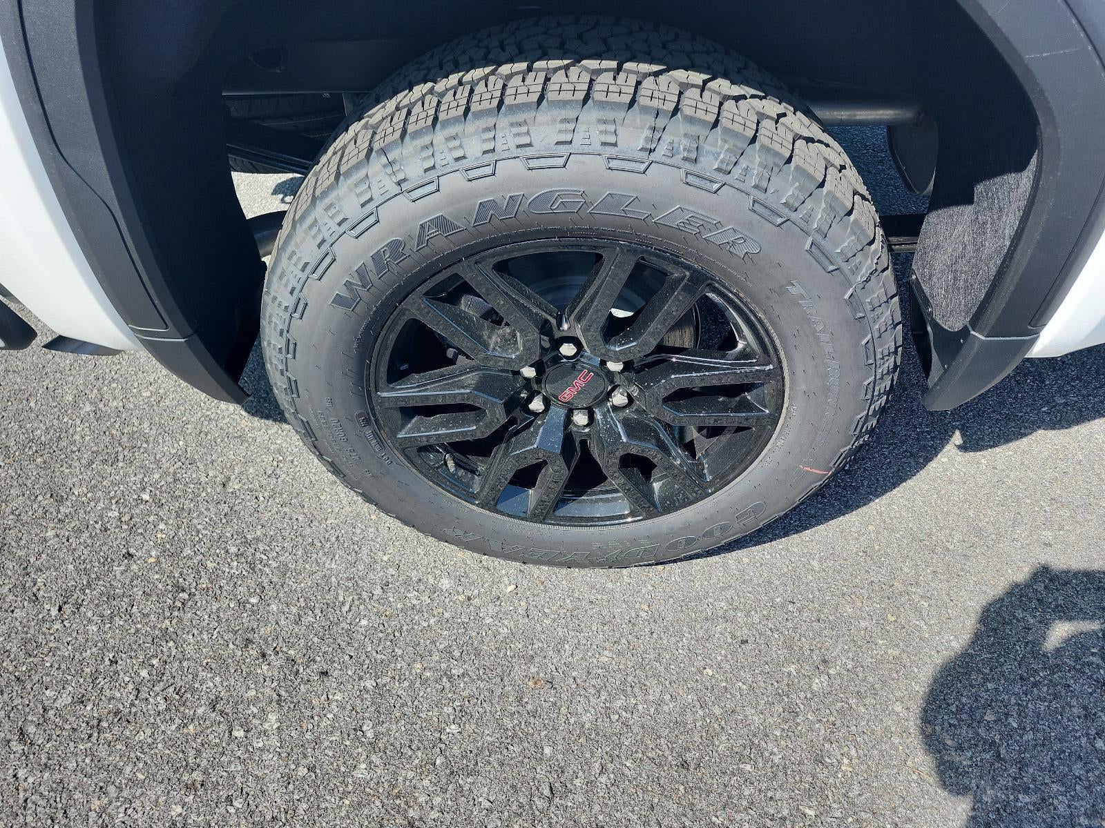 2026 GMC Sierra 1500 Crew Cab Short Box 4-Wheel Drive Pro