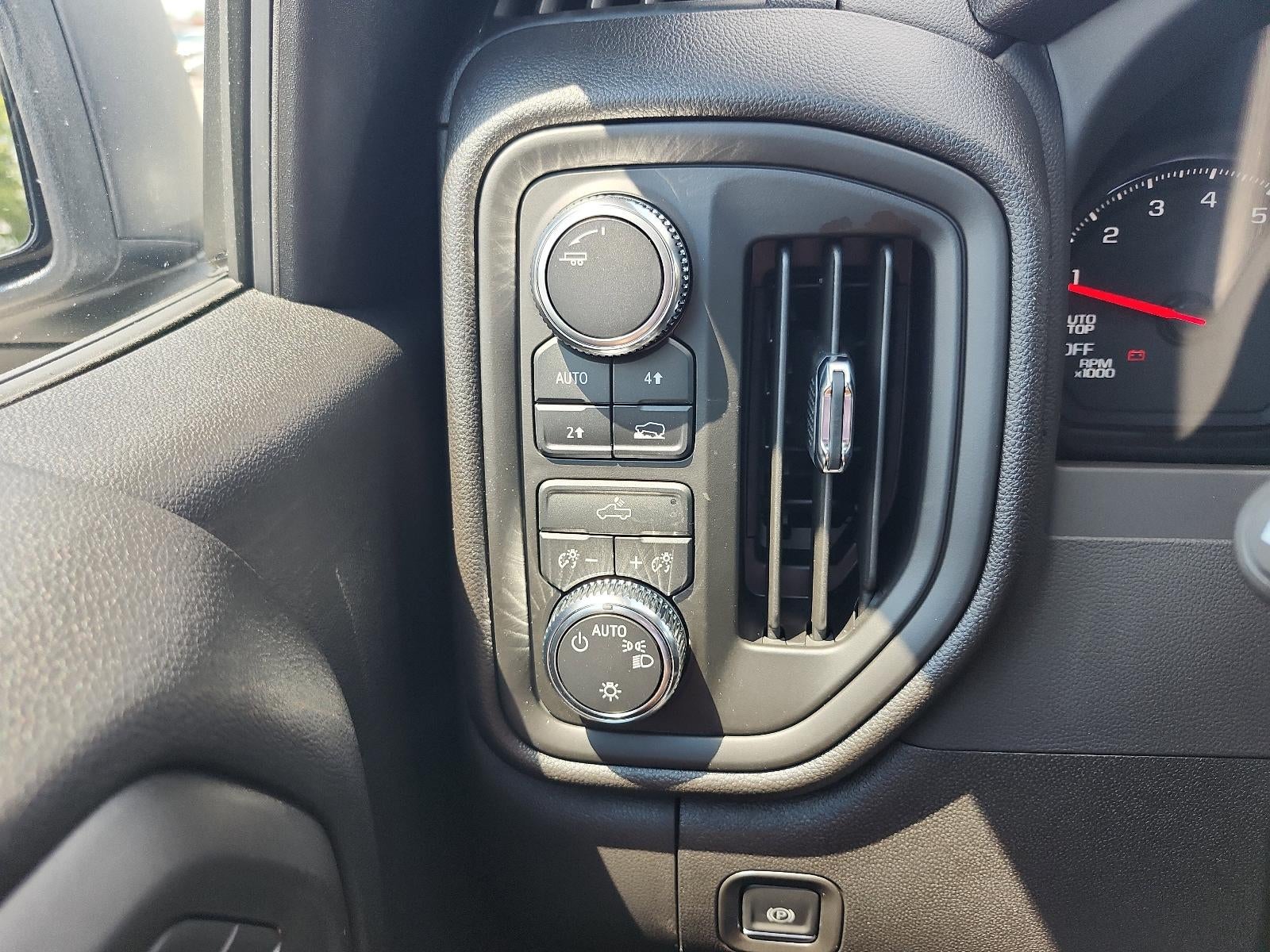 2026 GMC Sierra 1500 Crew Cab Short Box 4-Wheel Drive Pro