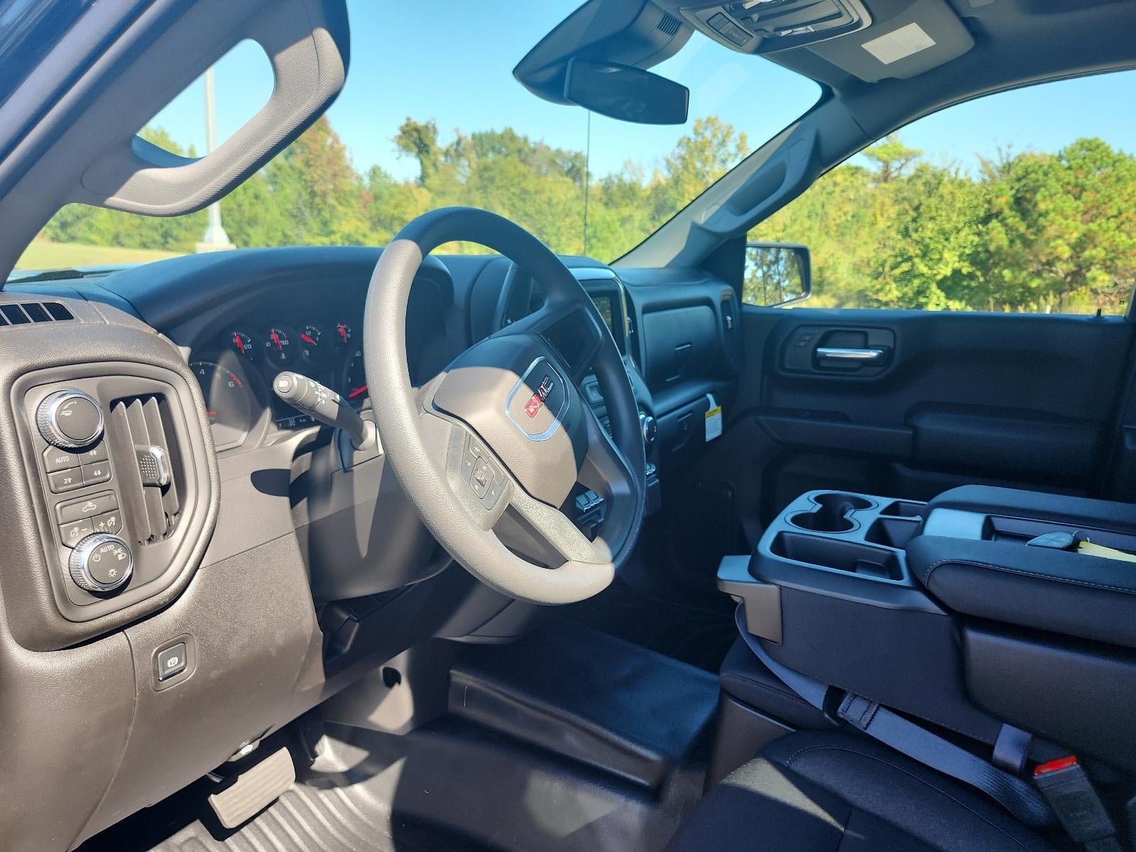 2026 GMC Sierra 1500 Crew Cab Short Box 4-Wheel Drive Pro