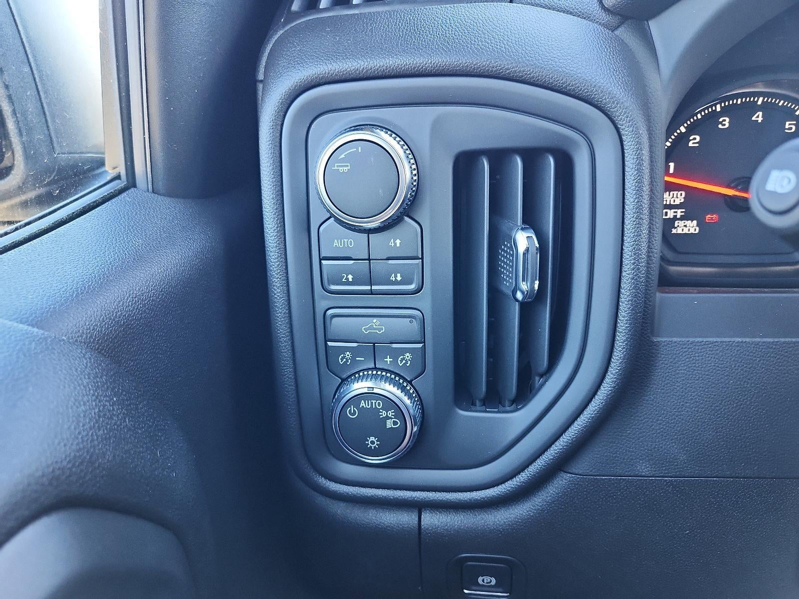 2026 GMC Sierra 1500 Crew Cab Short Box 4-Wheel Drive Pro