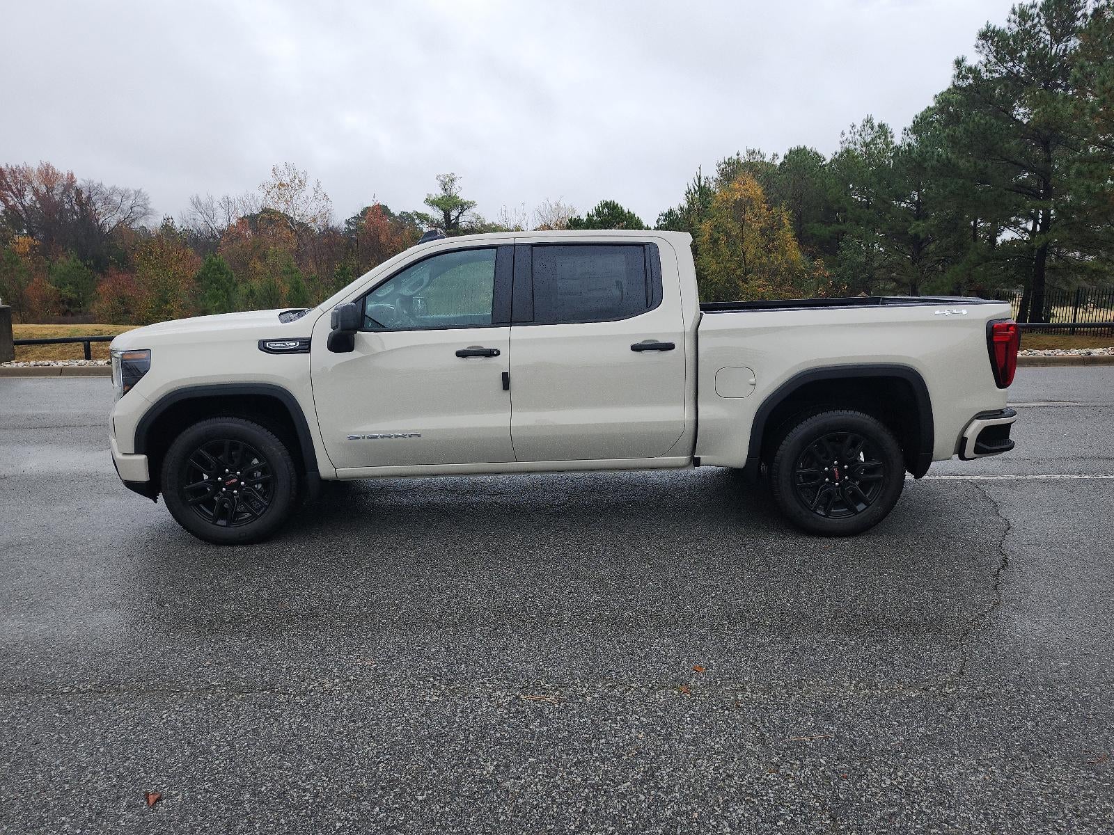 2026 GMC Sierra 1500 Crew Cab Short Box 4-Wheel Drive Pro