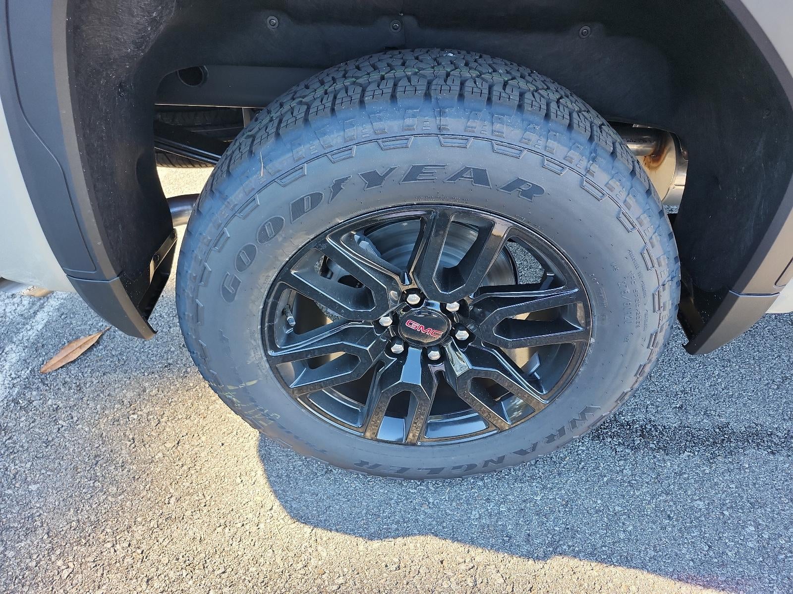 2026 GMC Sierra 1500 Crew Cab Short Box 4-Wheel Drive Pro