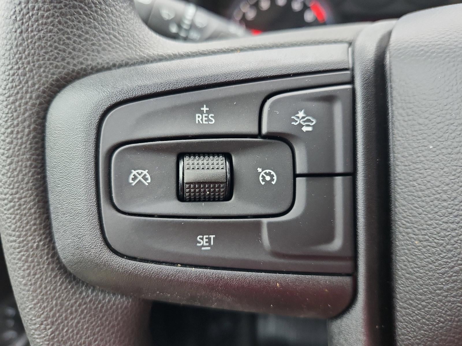 2026 GMC Sierra 1500 Crew Cab Short Box 4-Wheel Drive Pro