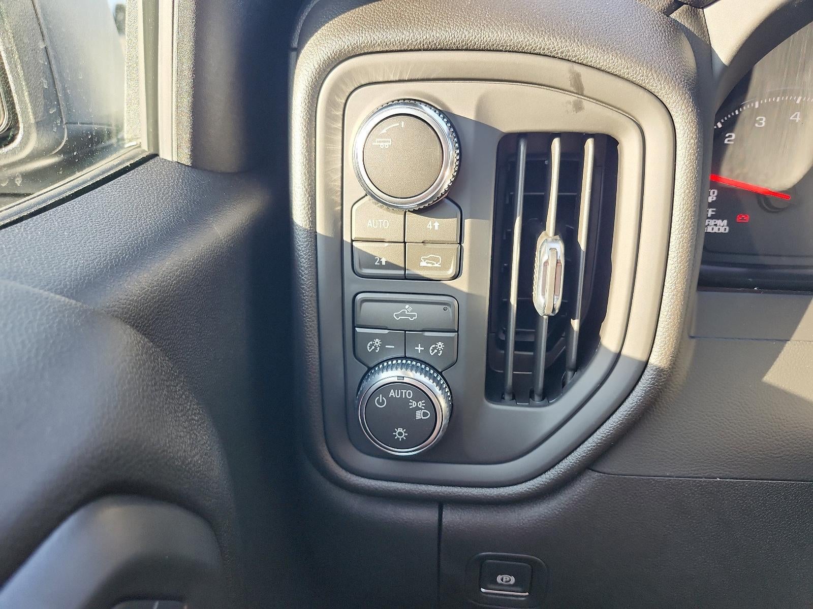 2026 GMC Sierra 1500 Crew Cab Short Box 4-Wheel Drive Pro